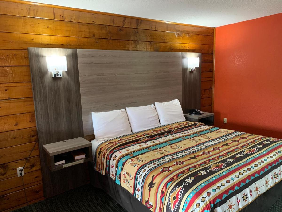 Log Cabin Inn Bay Minette ภายนอก รูปภาพ