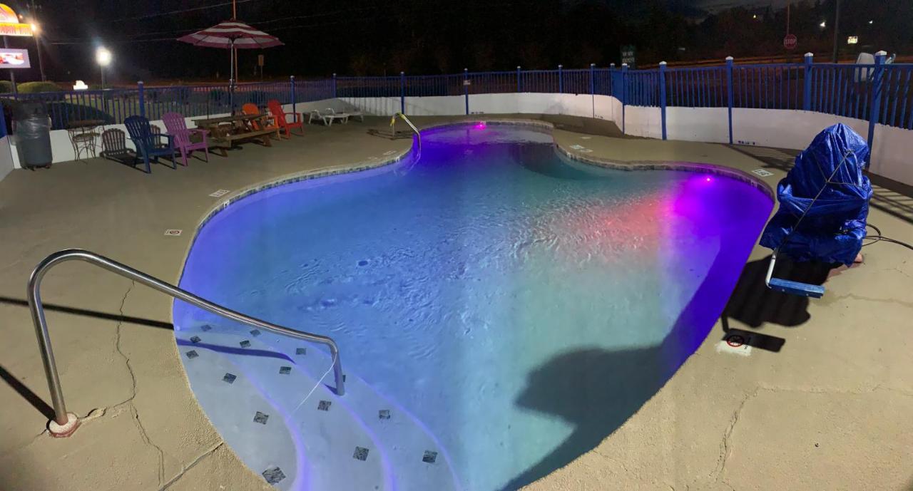Log Cabin Inn Bay Minette ภายนอก รูปภาพ
